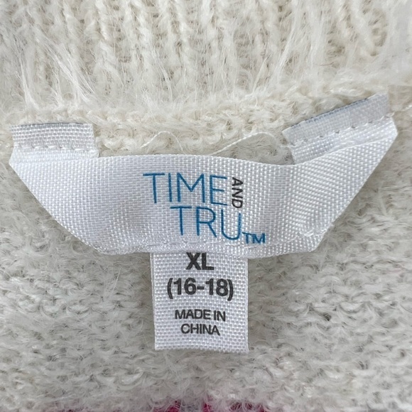 NWT Time & Tru White Long Sleeve Geometric Print Sweater Size XL Women’s - Picture 2 of 6